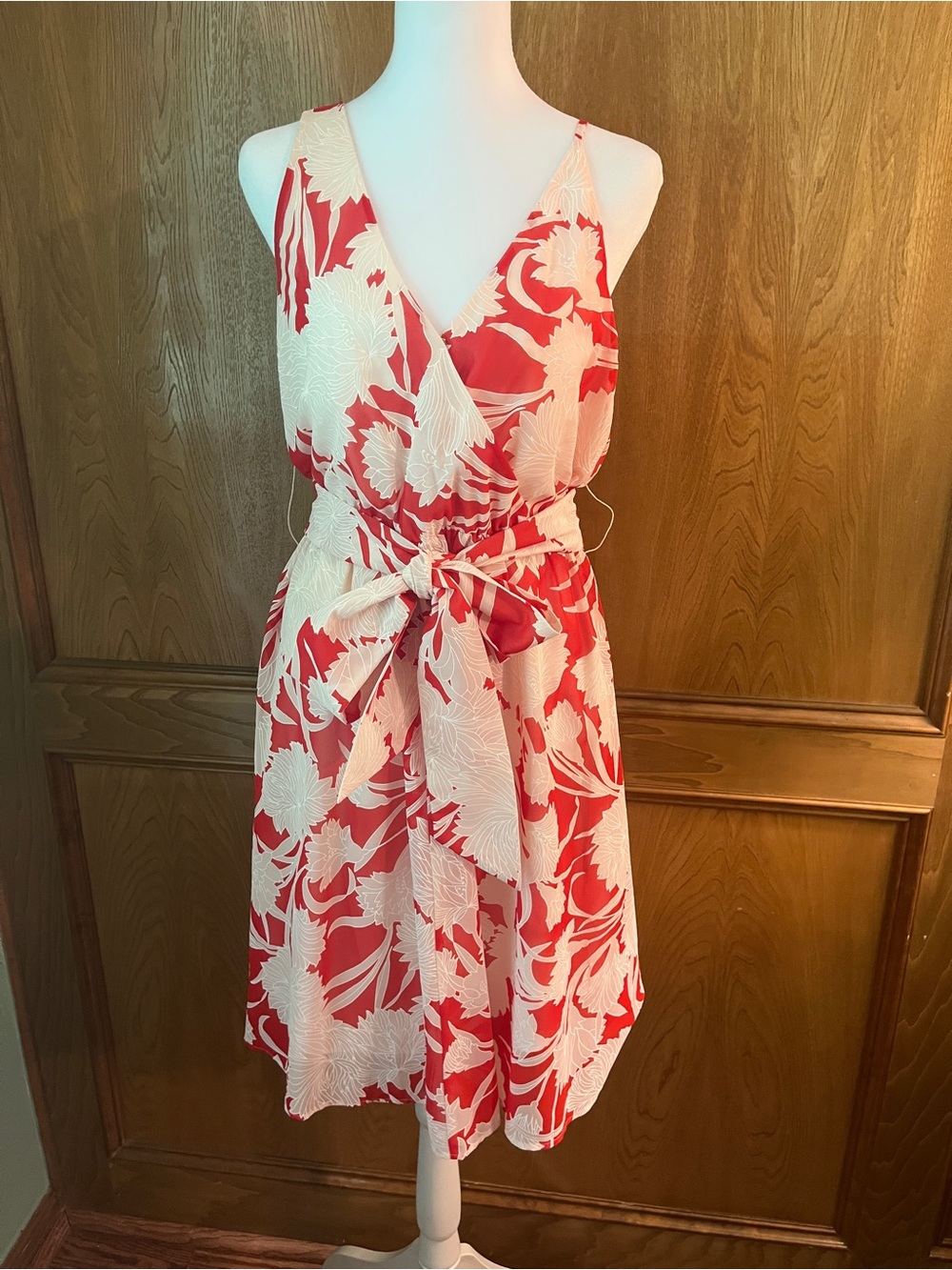 NWT Sz 6 Club Monaco Nahala Red and Blush Pink Floral Midi Dress